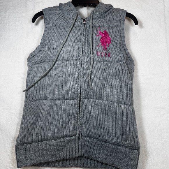 US Polo Assn. Sweater Vest Womens Size Medium Gray Knit Hooded Cowgirl - Picture 1 of 8